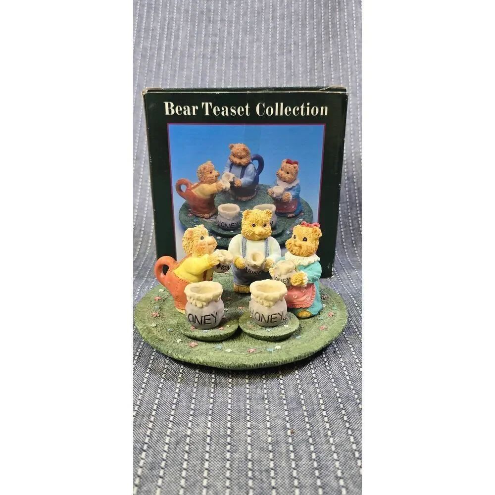 Young's Inc. "Bear Teaset Collection